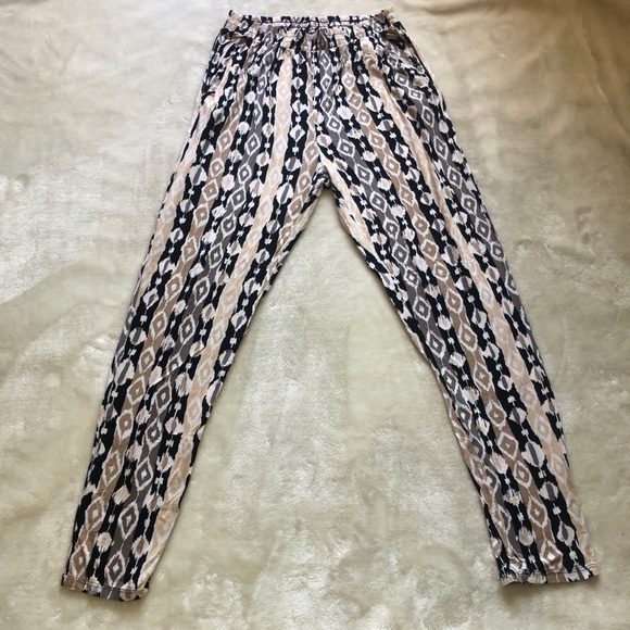H&M Comfy Aztec Stripes Print Harem Pants Size Small - Picture 3 of 11